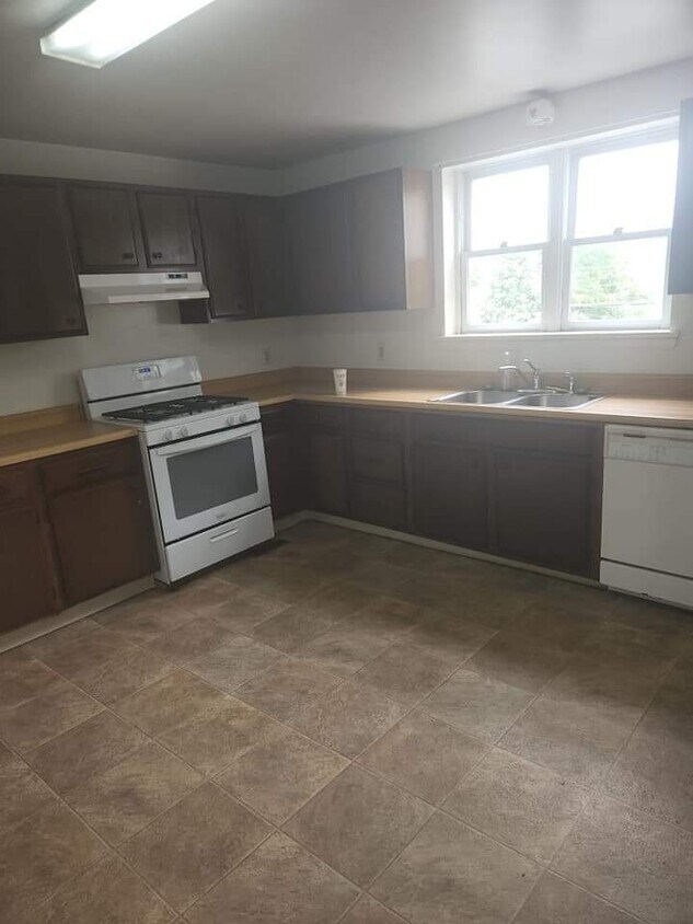 Foto del edificio - 1106 3rd Ave