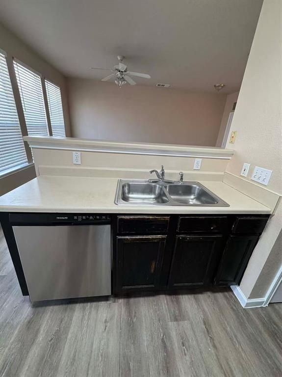 Building Photo - 2705 Westhampton Ct