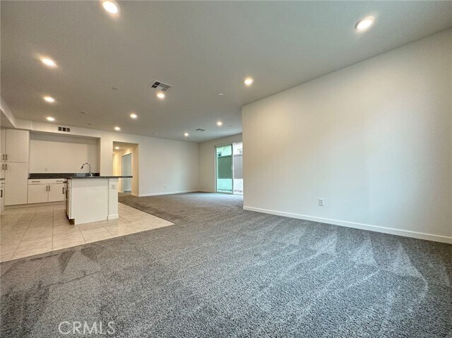 Building Photo - 2326 Village Ct