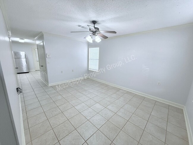 Photo - 2BR/2.5BA FOR RENT House