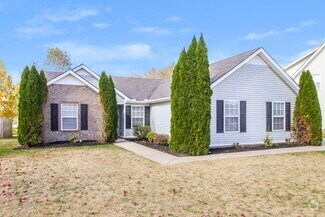 Building Photo - 1820 St Andrews Dr