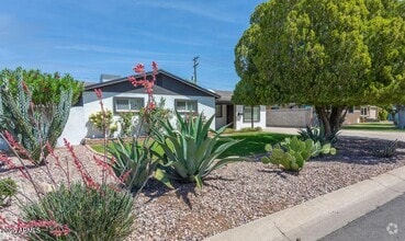 Building Photo - 3232 E Cypress St