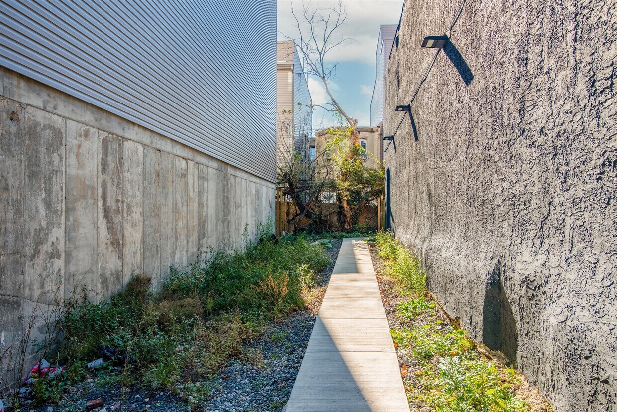 Foto del edificio - 5236 Walnut St