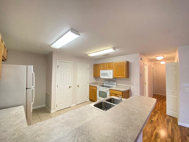 Foto del edificio - 1406 Wood Duck Ln