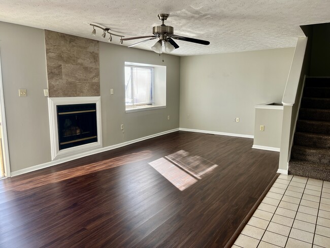 Foto del edificio - 3660 Walden Dr