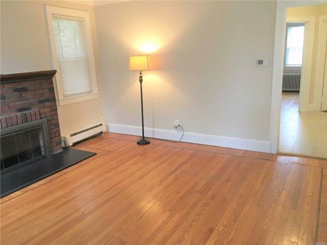 Foto principal - 25 Parkside Ct