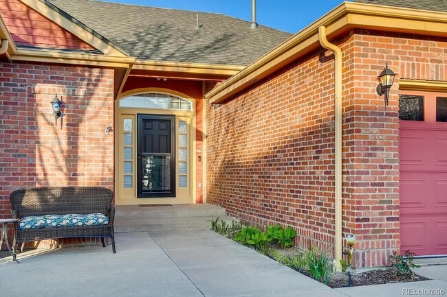 Building Photo - Gorgeous ranch home in Castle Pines!