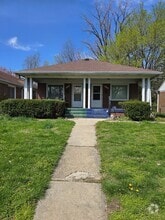 Building Photo - 1110 W 37th St