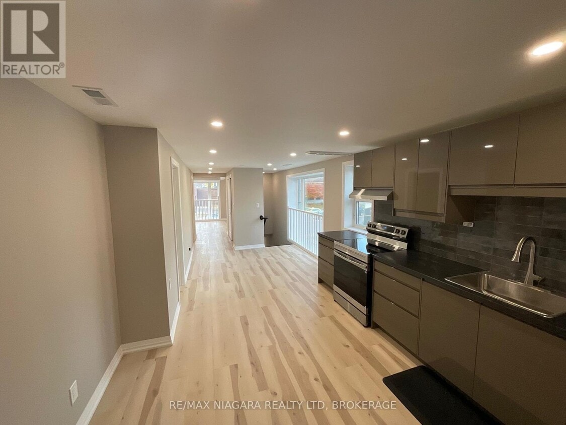 Photo principale - 3976 Portage Rd