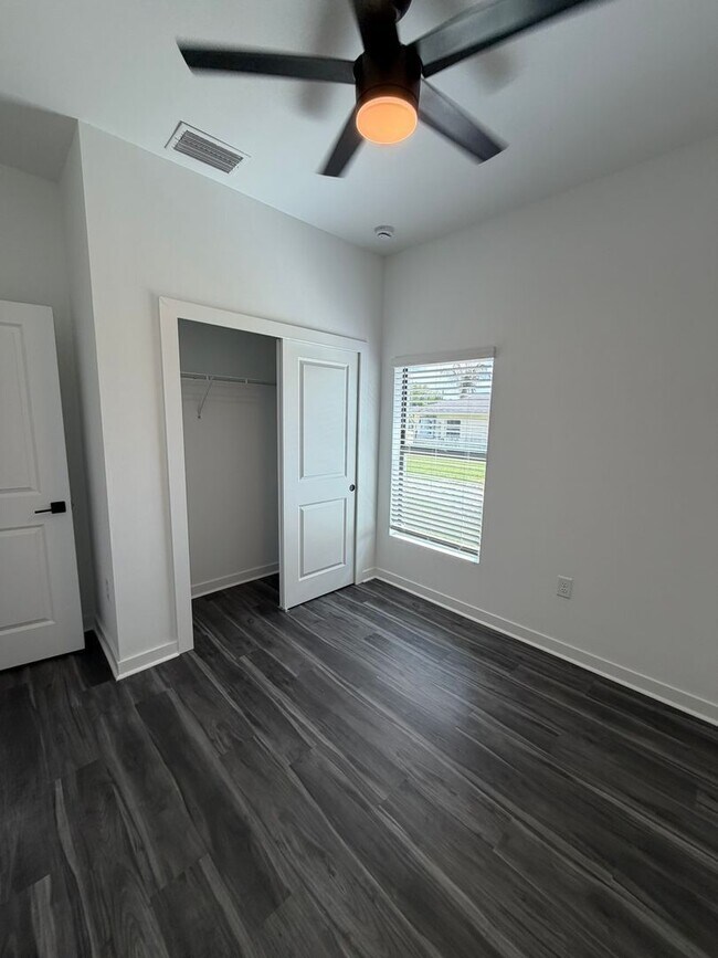 Foto del edificio - 4501-4503 28th St SW