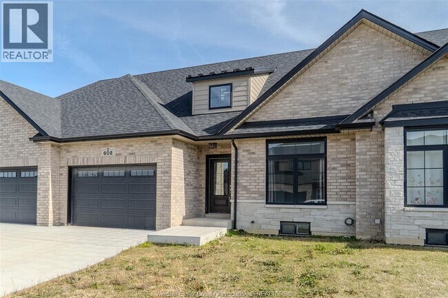 Photo du bâtiment - 602 Hacket Rd