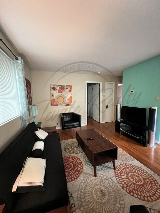 Foto del edificio - Furnished, Ranch Style Two Bedroom in the ...