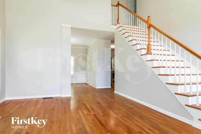 Foto del edificio - 259 Spinner Dr