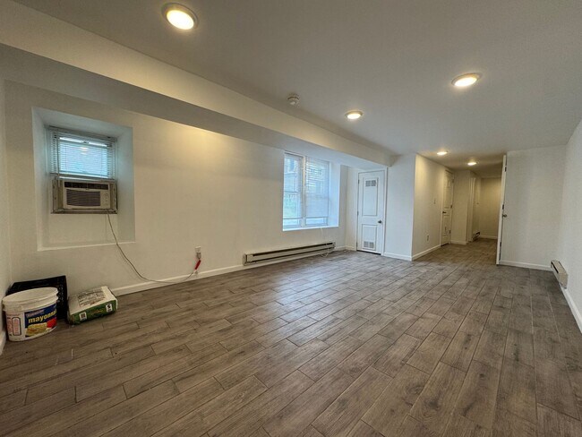 Foto del edificio - 129 S 63rd St