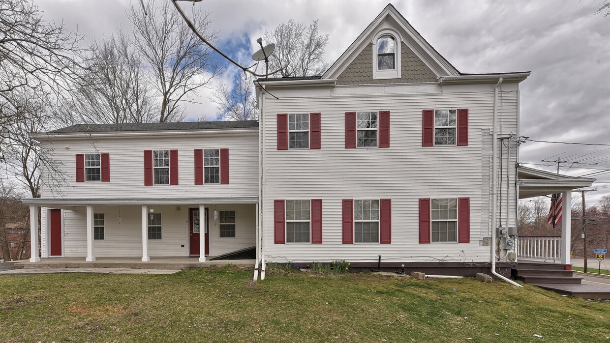Primary Photo - 84 Mill St