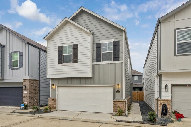 Building Photo - 4113 Fig Grv St