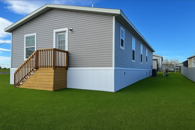 Building Photo - 6 Lapin St