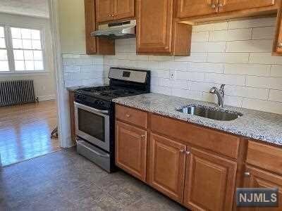 Foto del edificio - 150 6th St