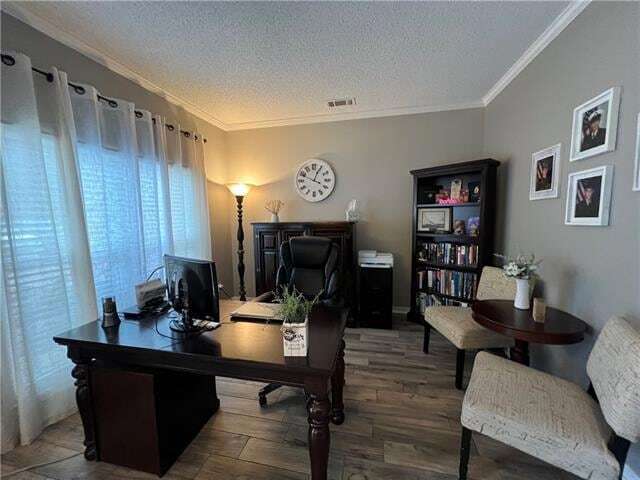 Foto del edificio - 584 Jack Dr