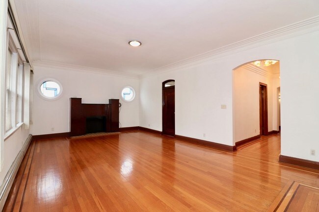 Foto del edificio - 422 Central Ave