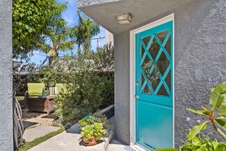 main entrance lower level - 3525 N Poinsettia Ave