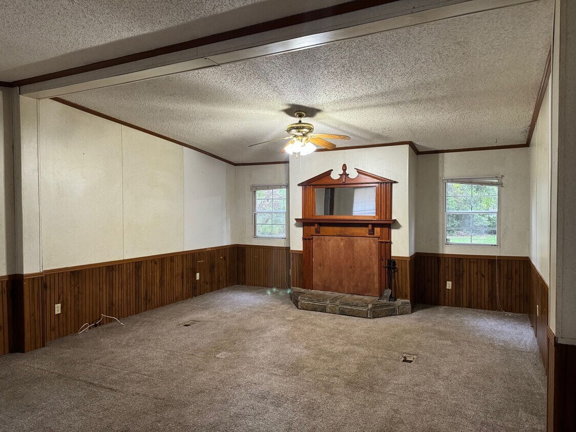 Building Photo - Rental in Wakulla Station