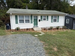 Building Photo - 1451 Emerald St