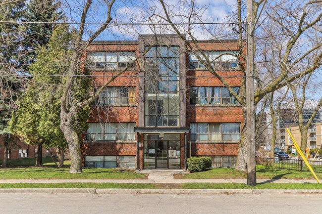 Exterior - Davick Court