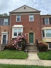 Building Photo - 10444 Malone Ct