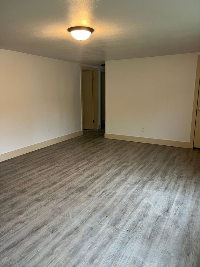 Foto del edificio - Available NOW