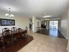 Foto del edificio - 5540 Allamanda Ave