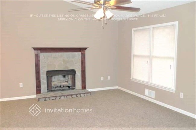 Building Photo - 1693 Independence Dr