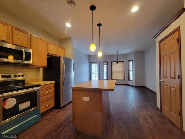 Building Photo - 4724 N Humboldt Ave