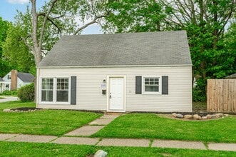Building Photo - 2100 Delmore St