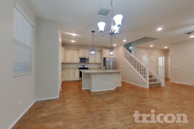 Foto del edificio - 11690 N 166th Dr
