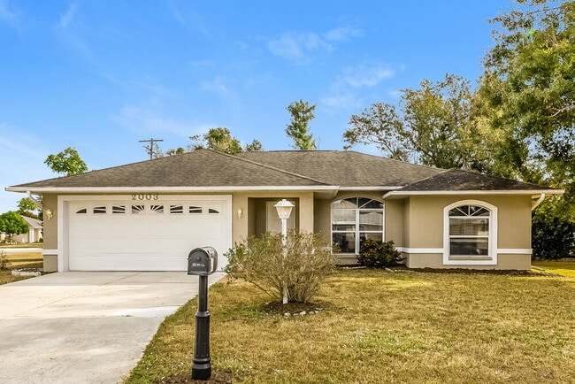 Building Photo - 2003 Old Arbor Ct