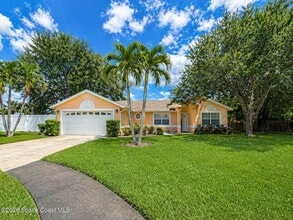 Building Photo - 563 Summers Creek Dr