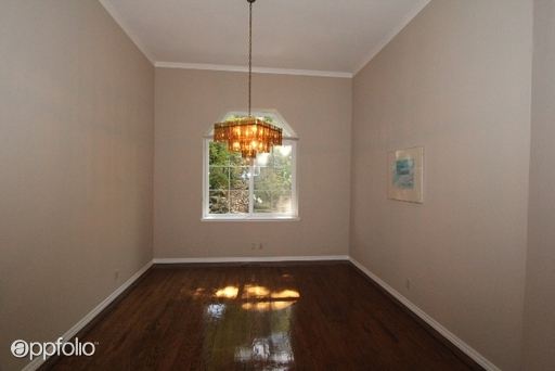 Foto del edificio - 3906 Lindsay Ln
