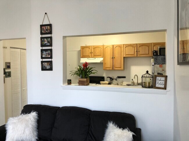 Living room looking to kitchen - 1312 W Cullerton St