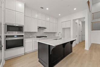 Building Photo - 16522 Amber Patina Ln