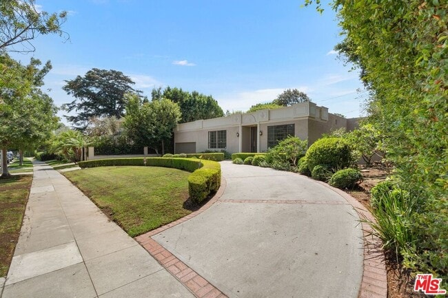 Foto del edificio - 519 N Rexford Dr