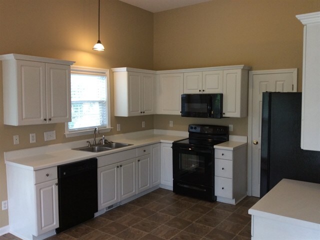 Building Photo - 4013 Cold Harbour Drive