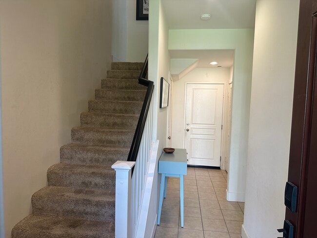 Building Photo - 4561 Via Del Sol