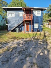 Building Photo - 416 Howell St