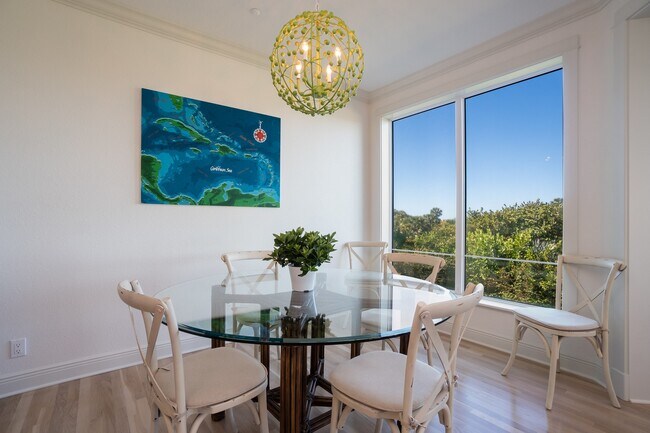 Foto del edificio - 784 Beach View Dr