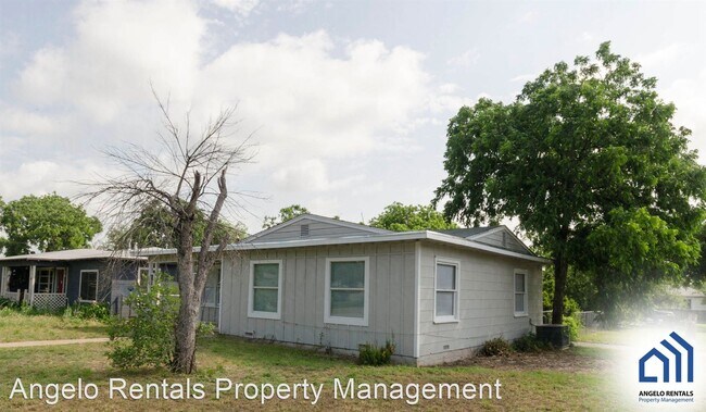 Building Photo - 3 br, 1 bath House - 1002 N Jackson
