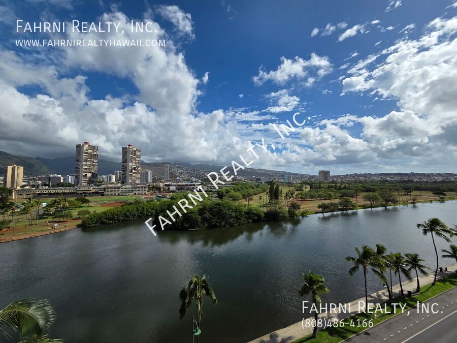 Foto principal - 2211 Ala Wai Blvd