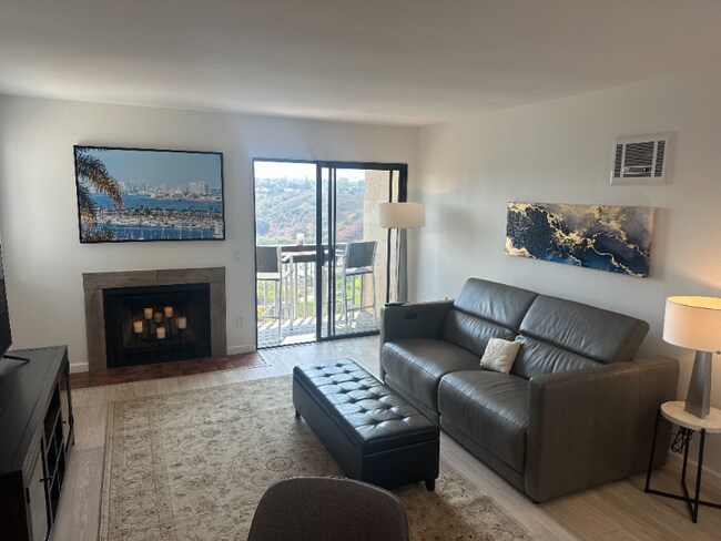 Foto del edificio - 2925 Cowley Way