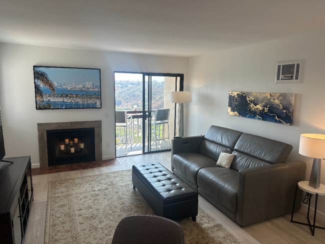 Building Photo - 2925 Cowley Way