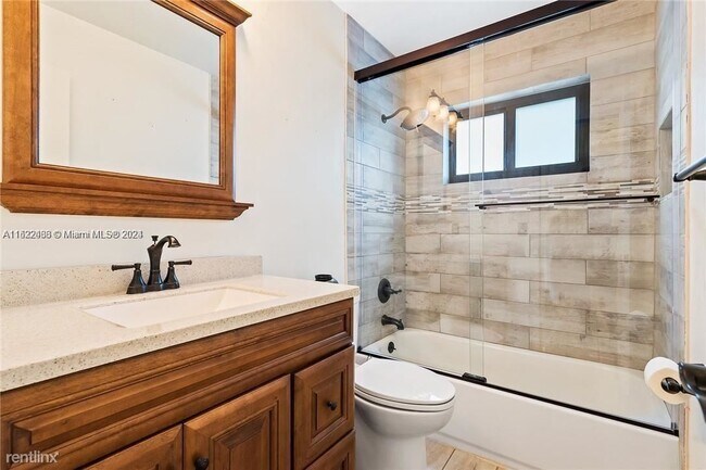Foto del edificio - 3 br, 2 bath House - Driftwood Estates